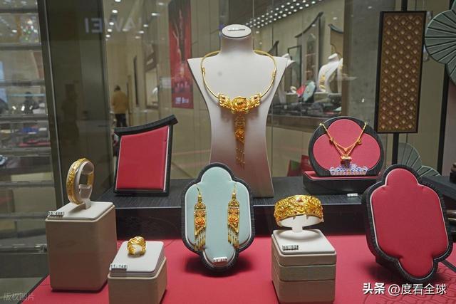 新荣天街盛大开业后湖商业迈入新纪元EVO视讯双强联袂焕新汉口!武汉(图13) 新荣天街盛大开业后湖商业迈入新纪元EVO视讯双强联袂焕新汉口!武汉(图13)